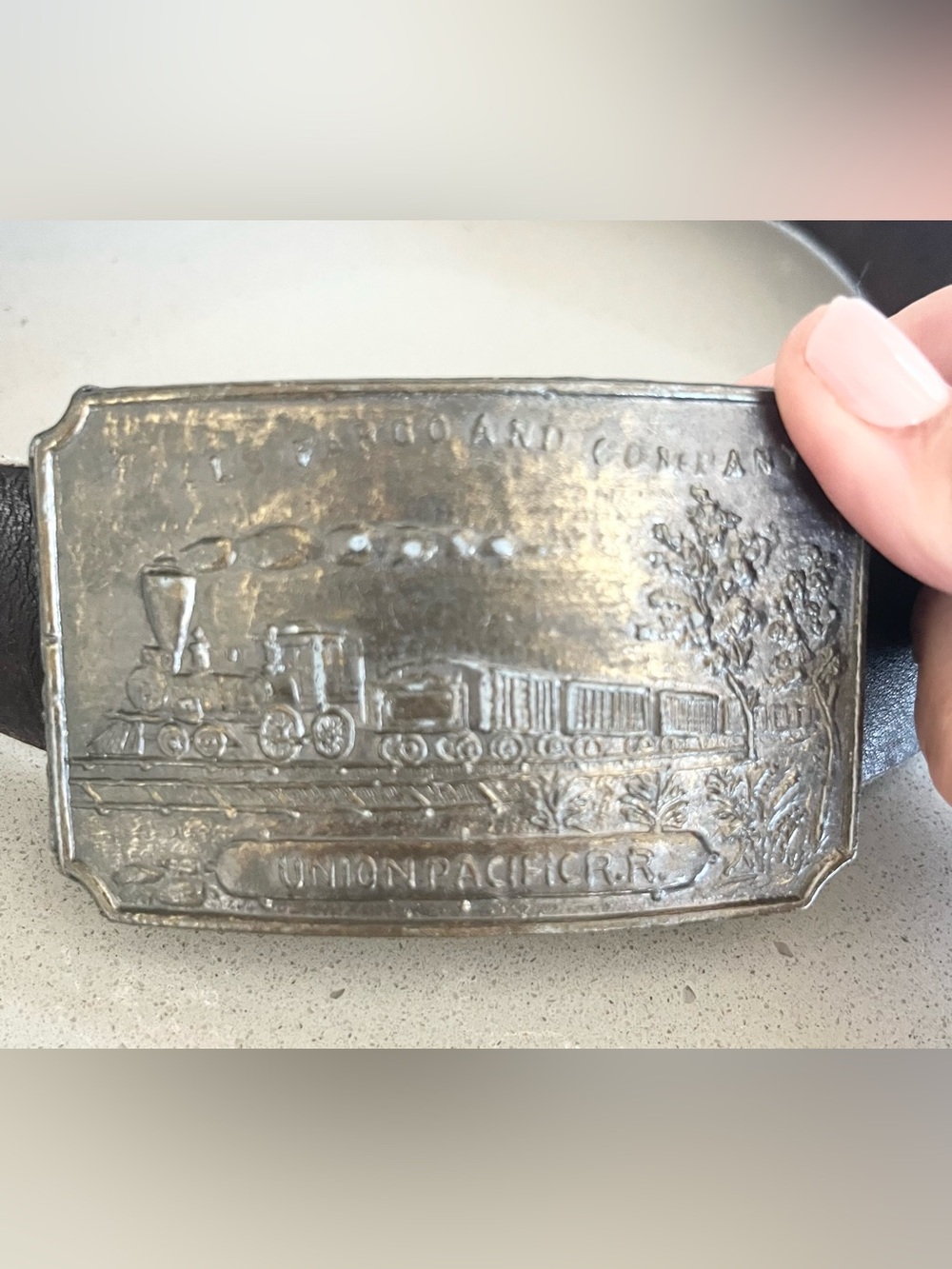 Vintage Wells Fargo & Company Union Pacific Railroad Brass Buckle Leather Belt